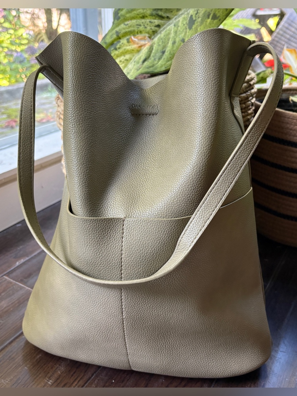 Oak + Fort shoulder bag